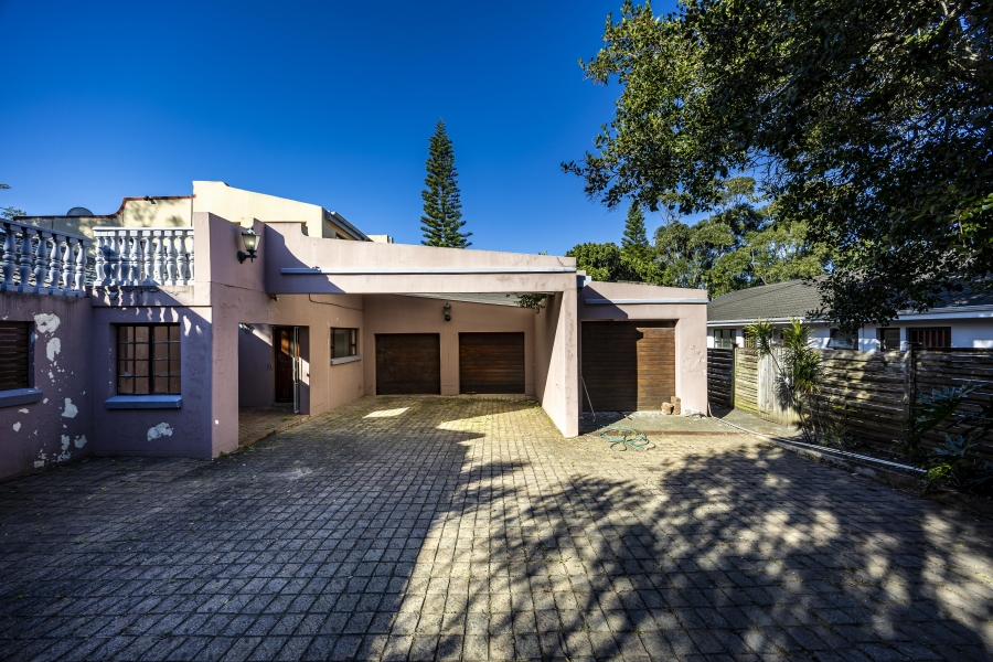 11 Bedroom Property for Sale in Gonubie North Eastern Cape